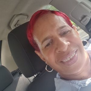 Meet your Posher, Debra